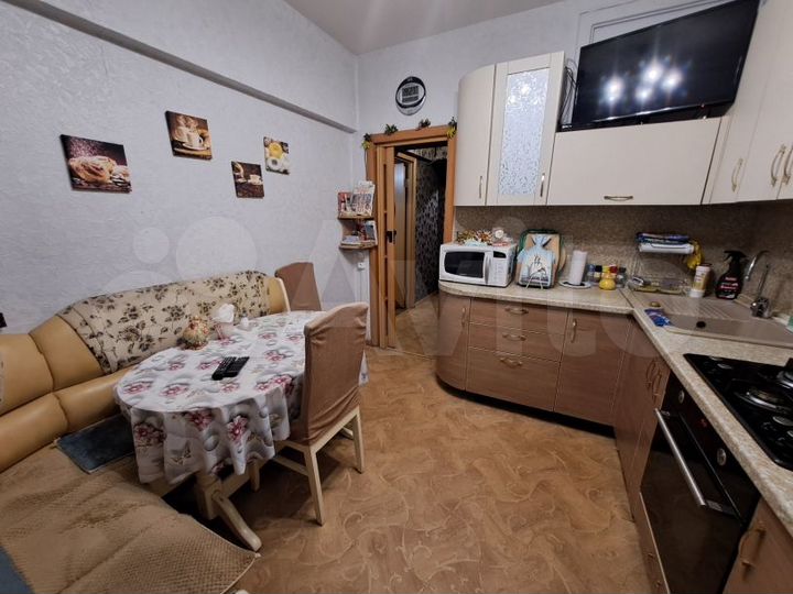 3-к. квартира, 71 м², 5/5 эт.