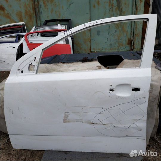 Дверь Opel Astra H