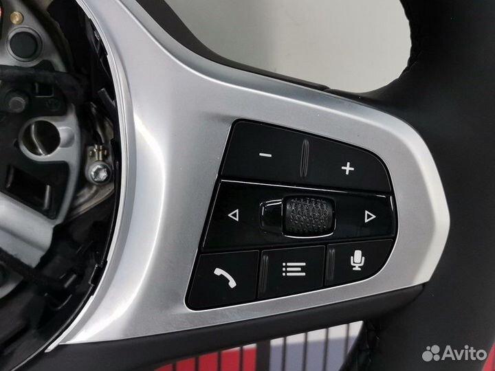 Руль BMW 5-Series (G30/G31/G38) 2018 32308008180