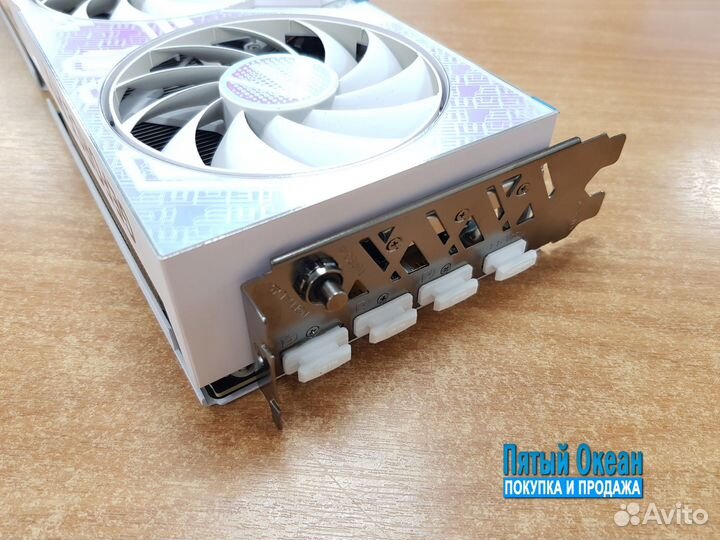 Видеокарта iGame GeForce RTX 4070 Ultra W OC-V