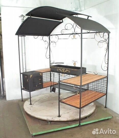 Мангал со столиком