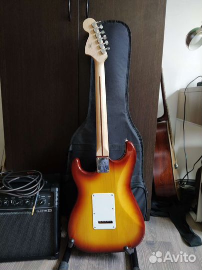 Fender squier Stratocaster line 6 spider V 20