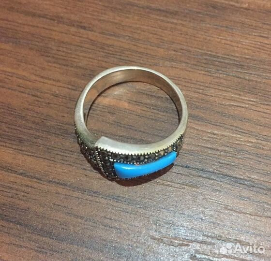 Серебряное кольцо