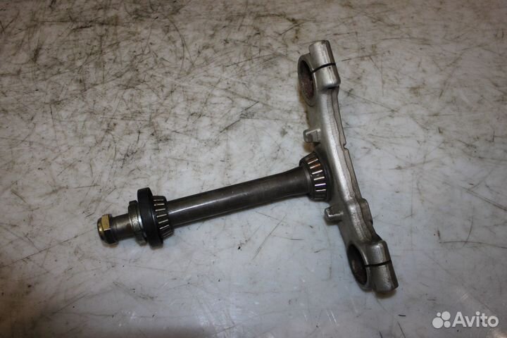Нижняя траверса Suzuki GSF 250 Bandit 1989-1995 г