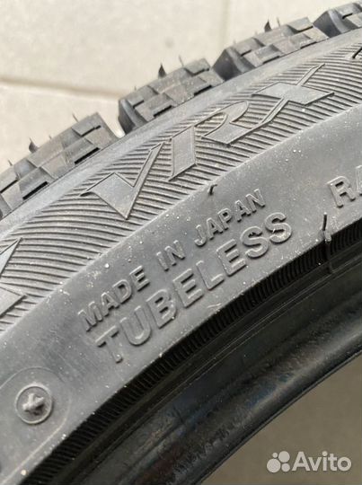 Bridgestone Blizzak VRX 225/40 R18