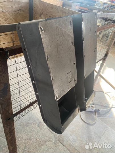 Бункерные кормушки для кроликов