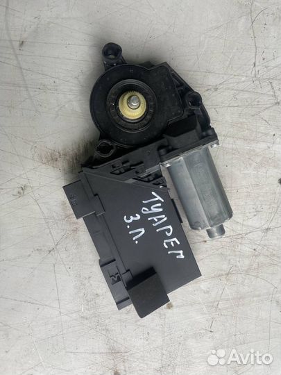 Мотор стеклоподъемника Volkswagen Touareg