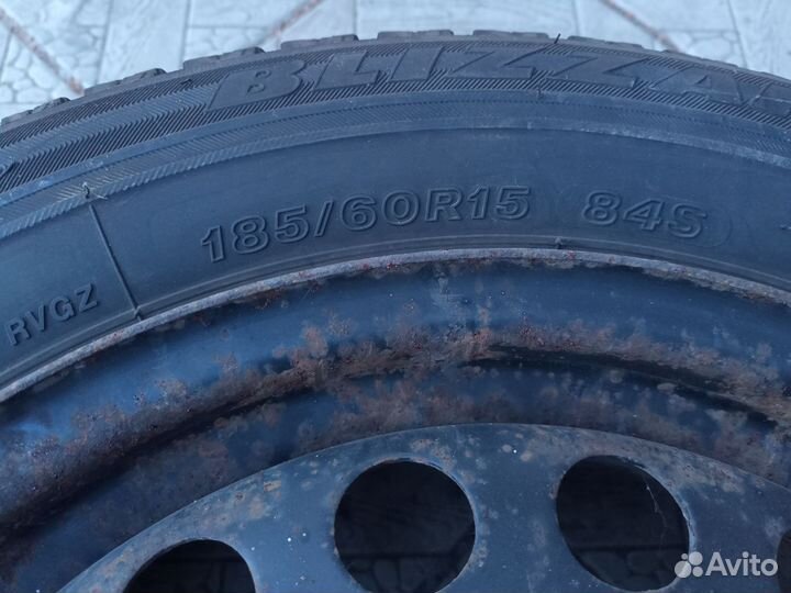 Зимние колёса в сборе 185 60 r15 бу