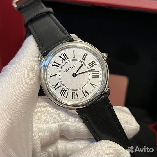 Часы ronde DE cartier для нее 36 мм