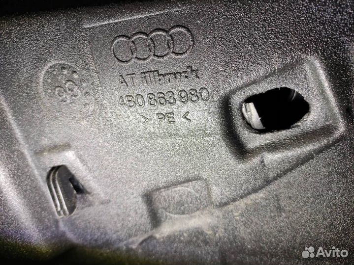 Передняя правая Обшивка двери Audi A6 С5