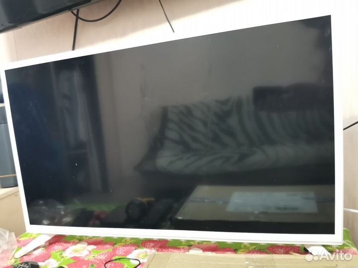 Телевизор Dexp H32F7000K/W