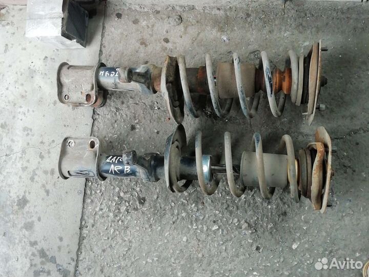 Стойки переднии datsun он до