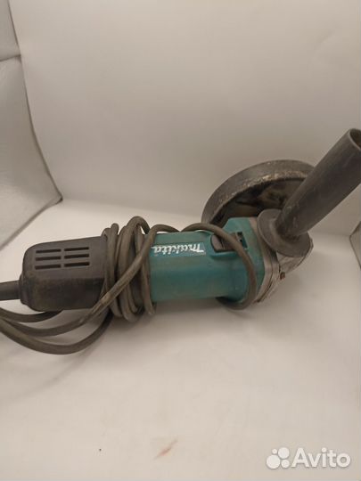 Болгарка ушм Makita 9558Hnr