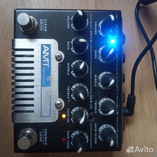 Ламповый гитарный преамп AMT SS -20