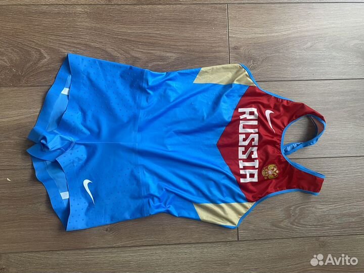 Женский легкоатлетический костюм сборной России