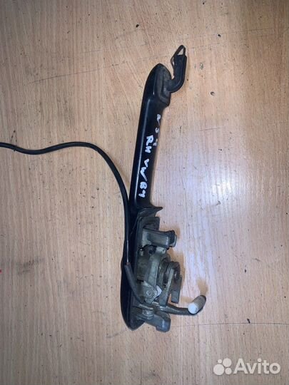 Ручка передняя правая vw b4 passat