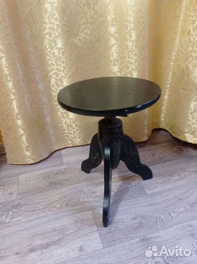 Стул для пианино винтовой