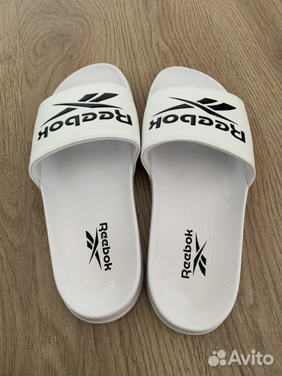 Сланцы Reebok Classic Slide Unisex шлепанцы белые