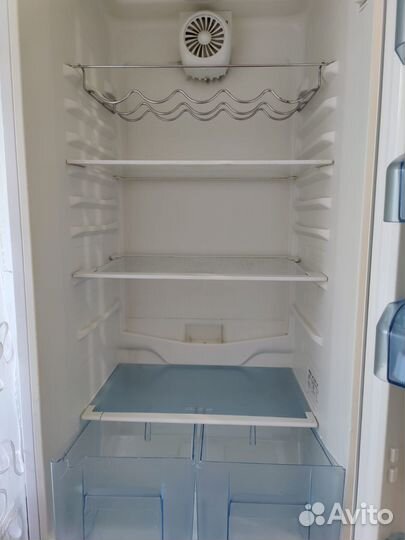 Холодильник Веко двухкамерный, рабочий