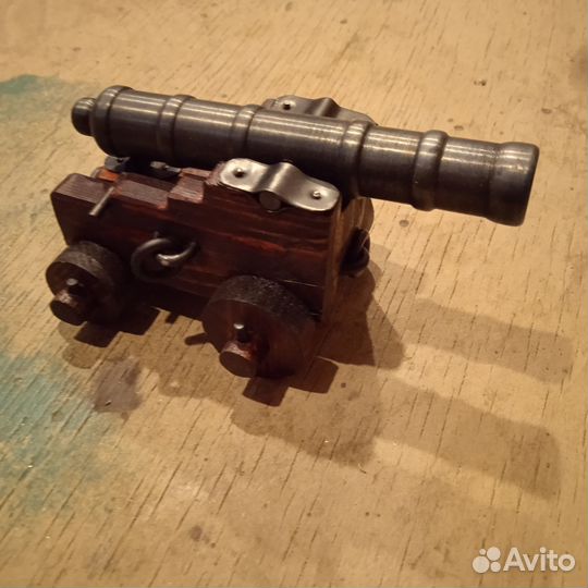 Пушка корабельная миниатюрная модель