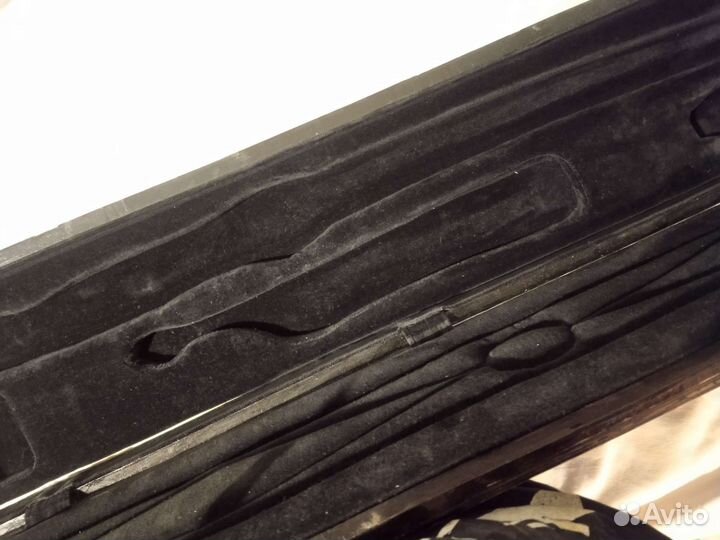 Старинный деревянный резной футляр