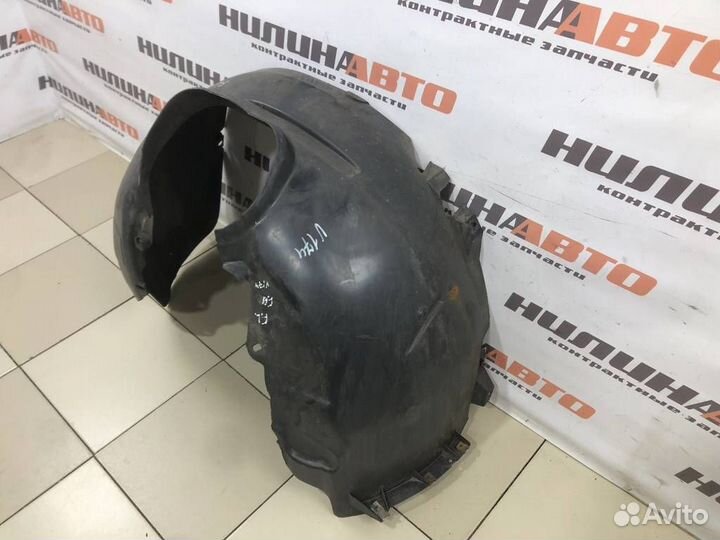 Подкрылок передний левый Форд Фокус 2