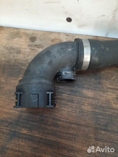 Фланец (тройник) системы охлаждения Bmw 3 хэтчбэк