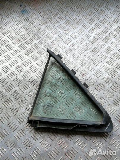 Стекло глухое заднее правое Geely Mk 5A-FE 2012