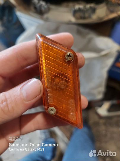 Повторитель поворота ваз 2103