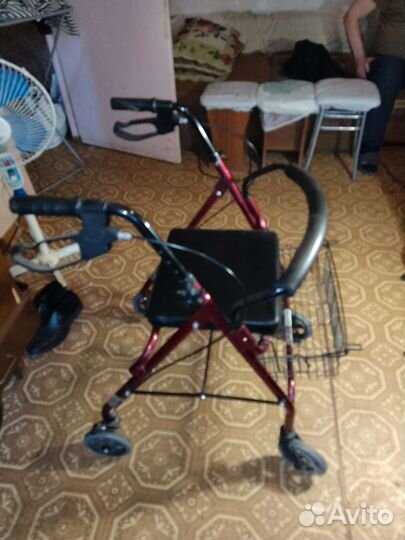 Ходунки для взрослых на колесах