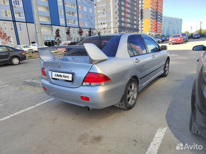 Mitsubishi Lancer 1.6 МТ, 2004, 275 000 км