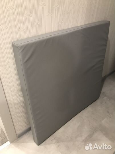 Мат спортивный 100*100*10