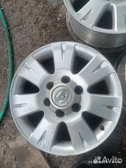 Диски r17 на hover