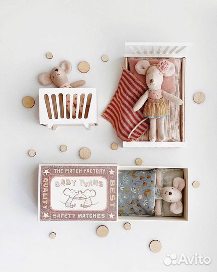 Набор мебели для кукольного домика