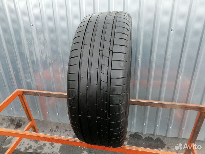 Dunlop SP Sport Maxx RT 2 215/55 R17 98W