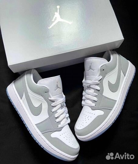 Кроссовки Nike Air Jordan 1