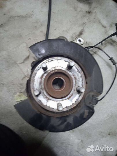 Поворотный кулак первый dodge Charger LD