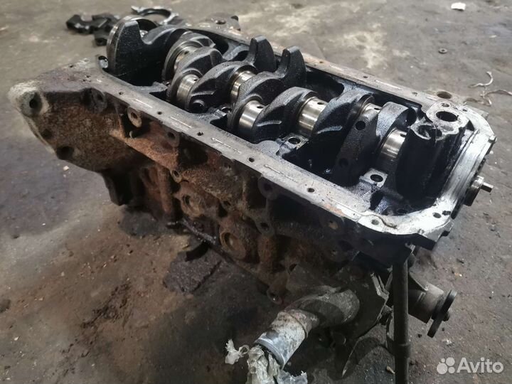 Двигатель по частям Mazda 323f (BA) 1.5 Z5 МКПП