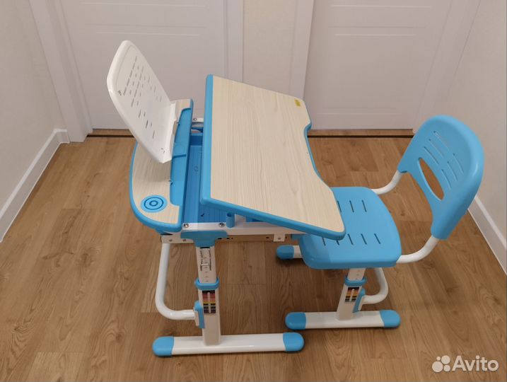 Растущая парта и стул бу