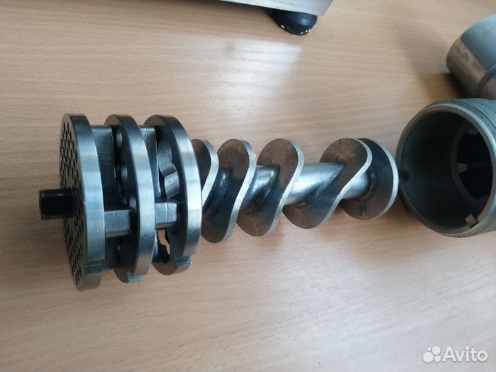 Мясорубка электрическая полный унгер тм-12М