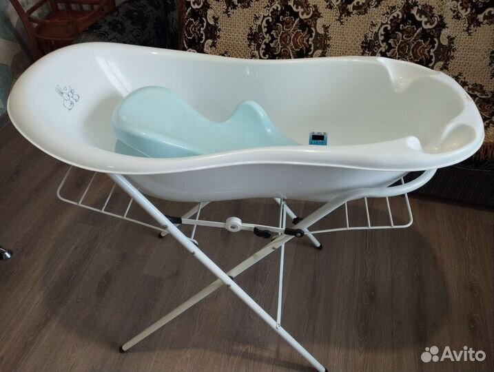 Ванночка с подставкой