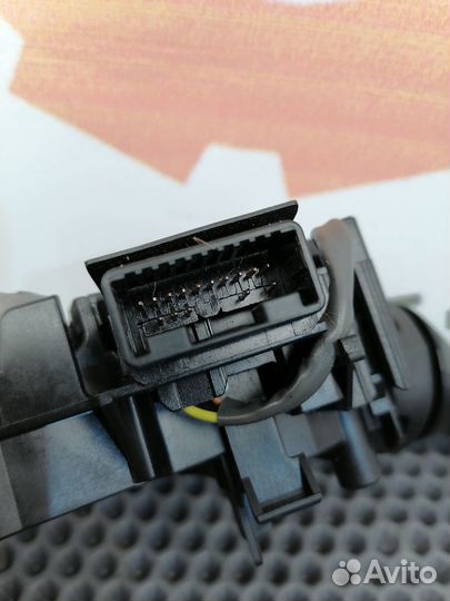 Подрулевой переключатель левый Toyota Rav4 XA30