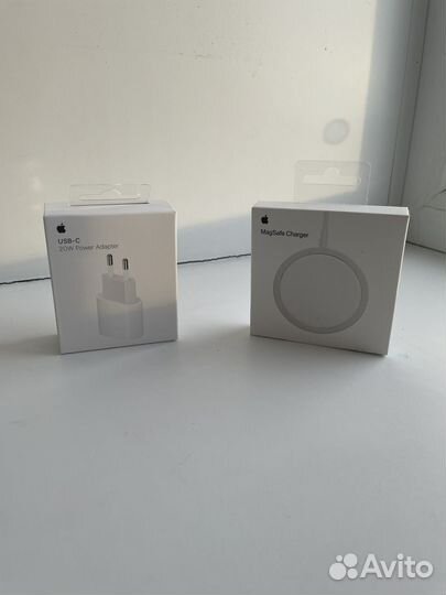Зарядка на iPhone