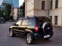 Chevrolet Niva 1.7 MT, 2010, 176 000 км, с пробегом, цена 455 000 руб.