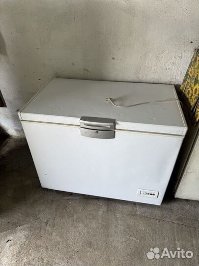 Морозильная камера Beko 400кг