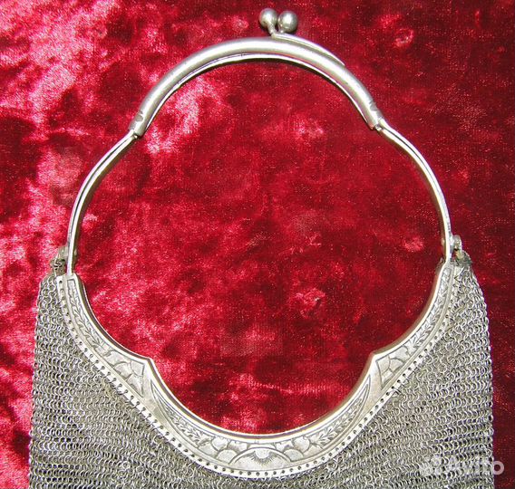 Серебряная дамская сумочка 