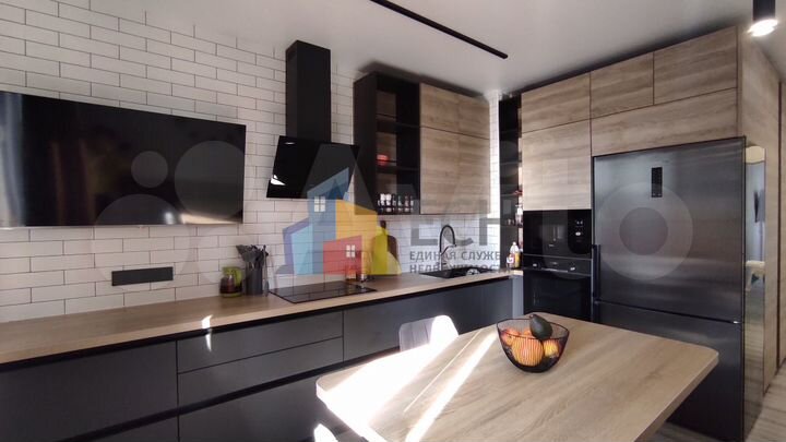 3-к. квартира, 85,1 м², 3/8 эт.