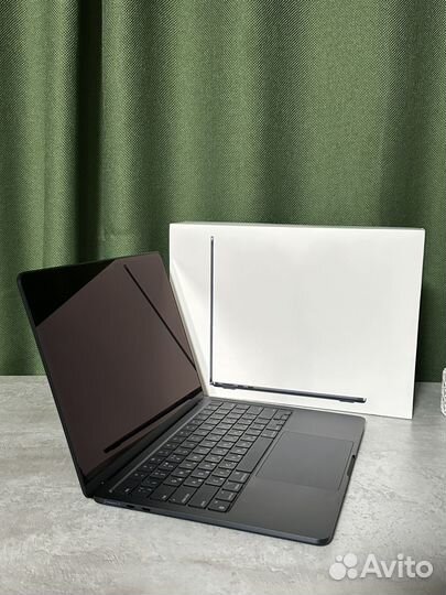 Macbook Air 13 m2 8 256 midnight