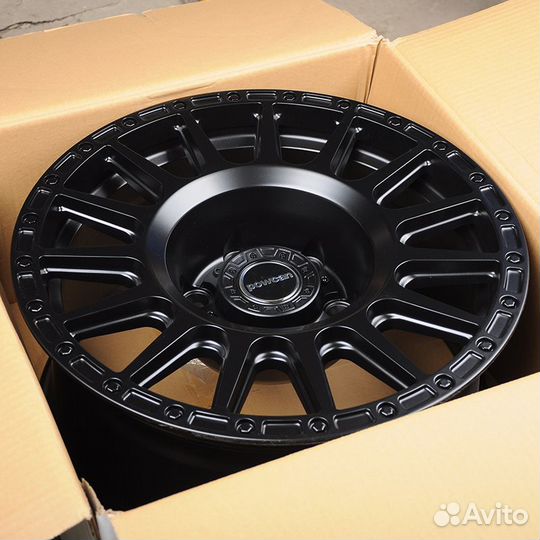 Диск литой Replica 5877 R17 6*139.7