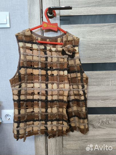 Валяный жилет